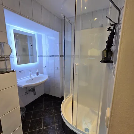 Ski-N-Lake City Apartments Zell am See Room photo