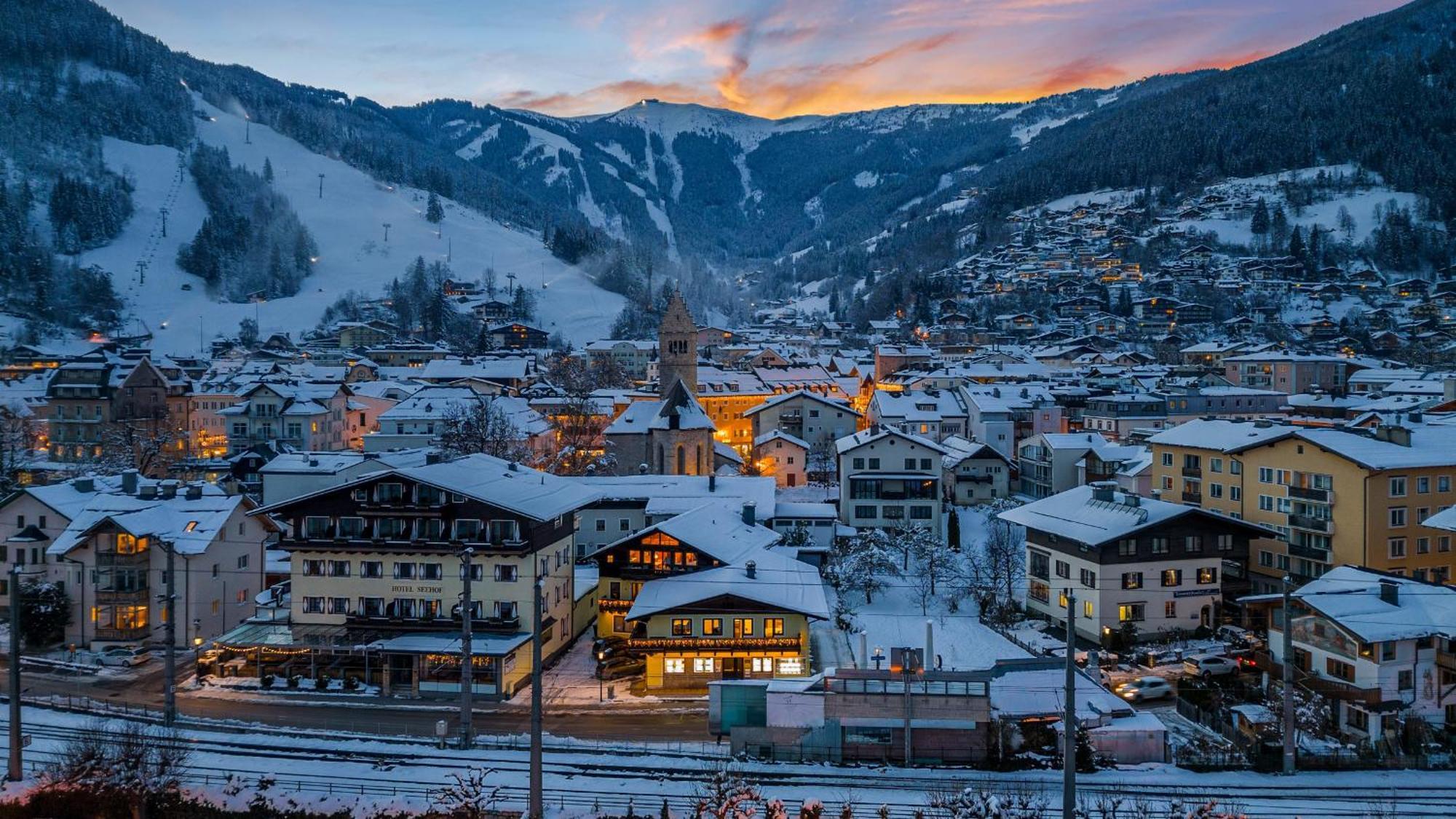 Ski-n-lake City